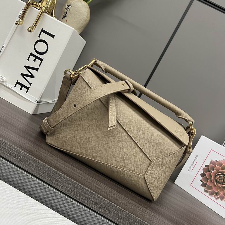 2024 Loewe 单肩包 1:1