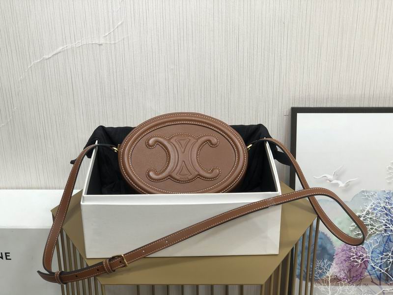CUIR TRIOMPHE 原单