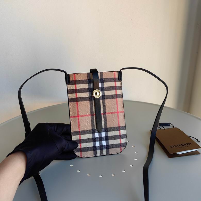 Burberry 手机包 原单