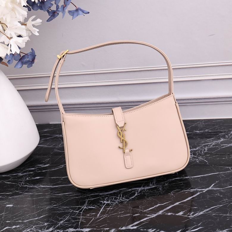 8003 23X16X6.5cm YG 10