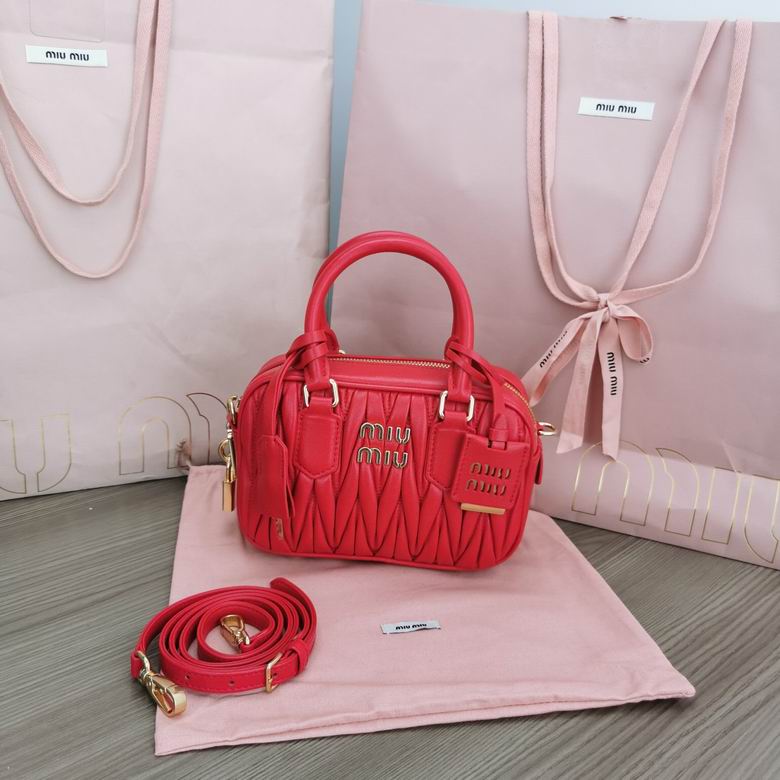 5BB123 19X13X6cm SF 5