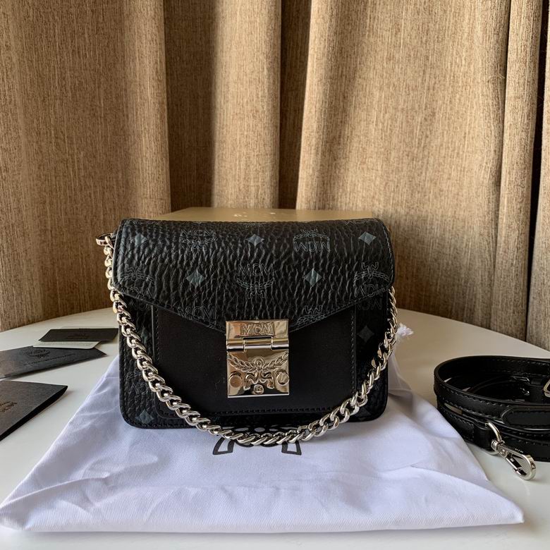 MCM  18x13x8cm DY 2色