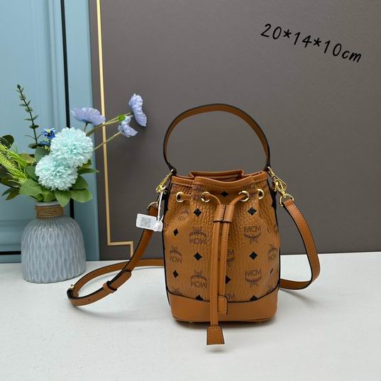 MCM Dessau 20x14x10cm ww2色