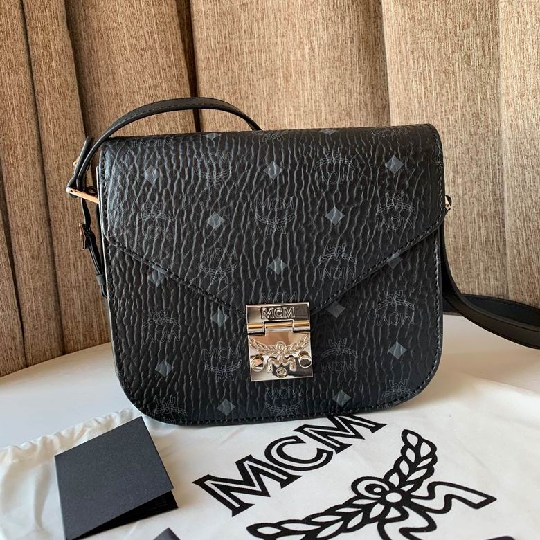 MCM 19x21x8.5cm DY 2