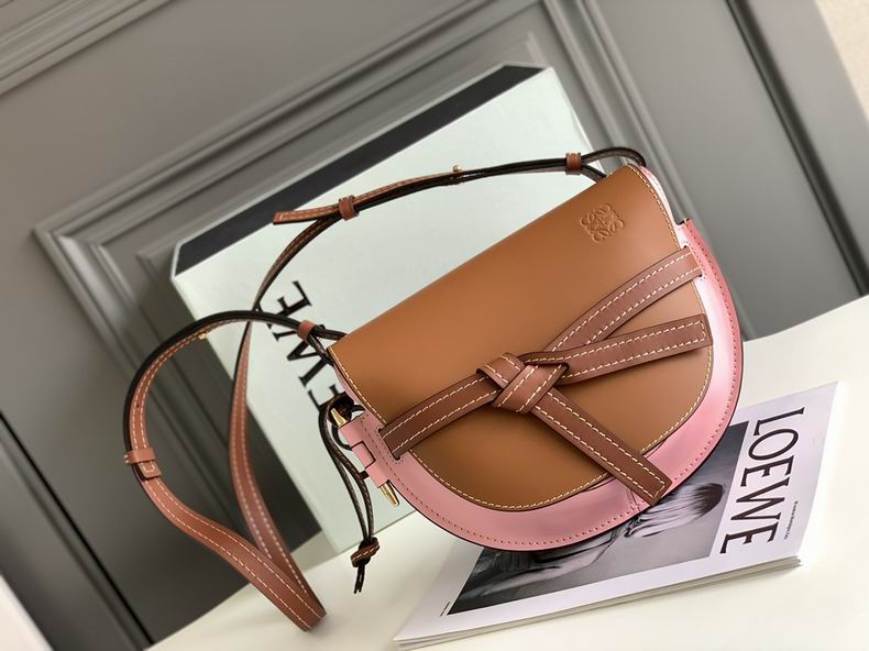 Loewe 011821 20x19x11.5cm ss5
