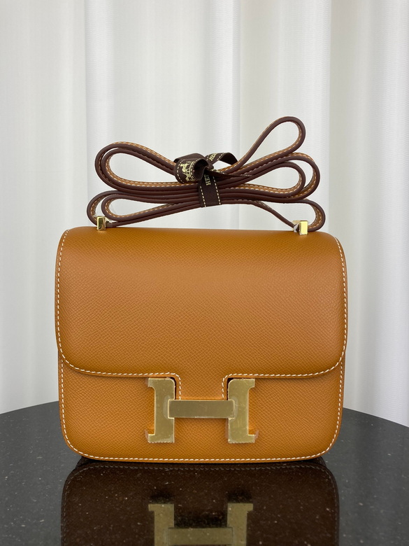 Constance 18cm 121402 AM 18