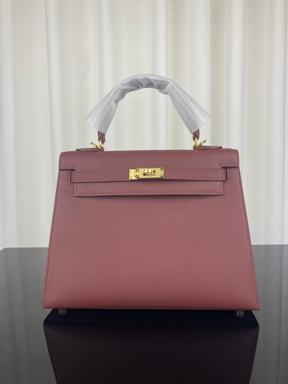 kelly 25cm 121404 AM 4